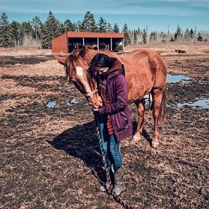 Meet your Posher, Kenzie